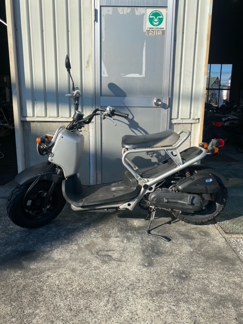 ズーマー 新車 厳選中古車 有限会社バイクショップ すみれつうわん